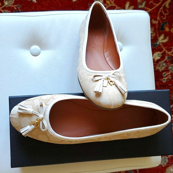 Coach Shoes - Coach Benni Sig Flats